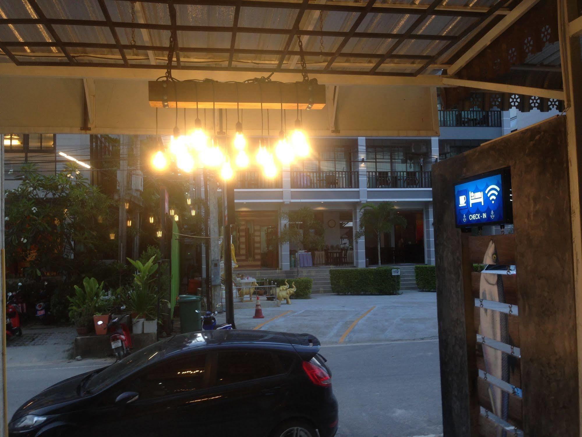 Ploenlay Ao Nang Exterior foto